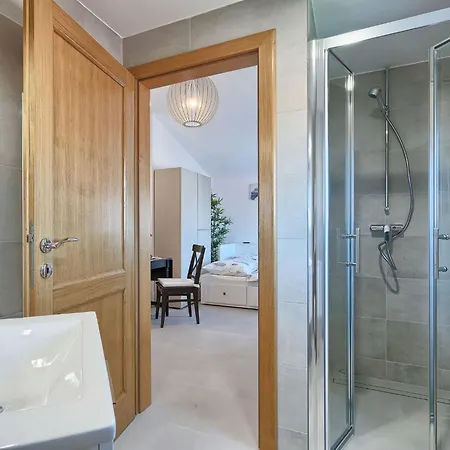 La Mer-2 By Interhome Apartment Pula